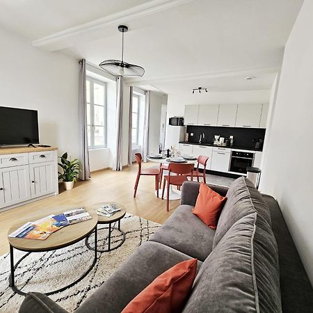 Ferienwohnung Aux'Cerfs - A Deux Pas De L'Abbaye Auxerre Exterior foto